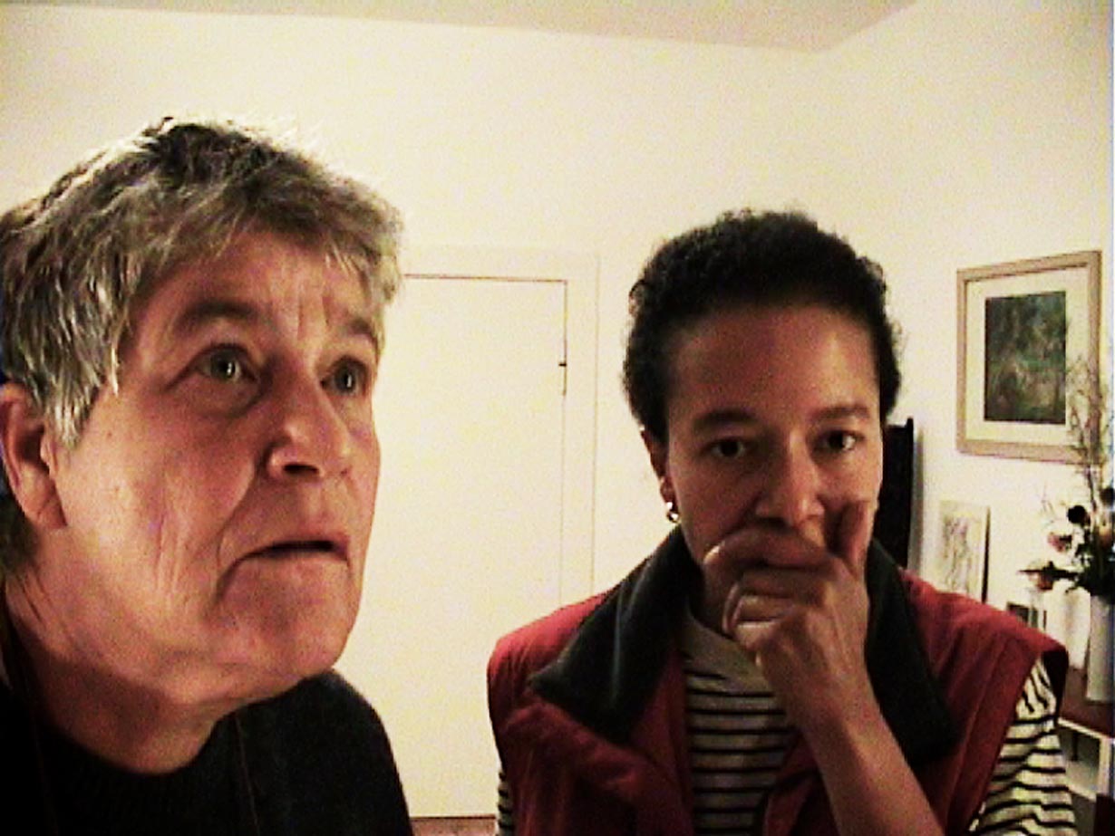 Video-Still aus: KREDIT #1 // Kettenfilm mit Jana Groß // Berlin 2006